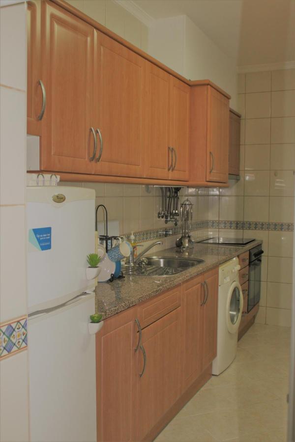 Casa Jasmim, near airport, 6km Faro beach Apartamento Exterior foto